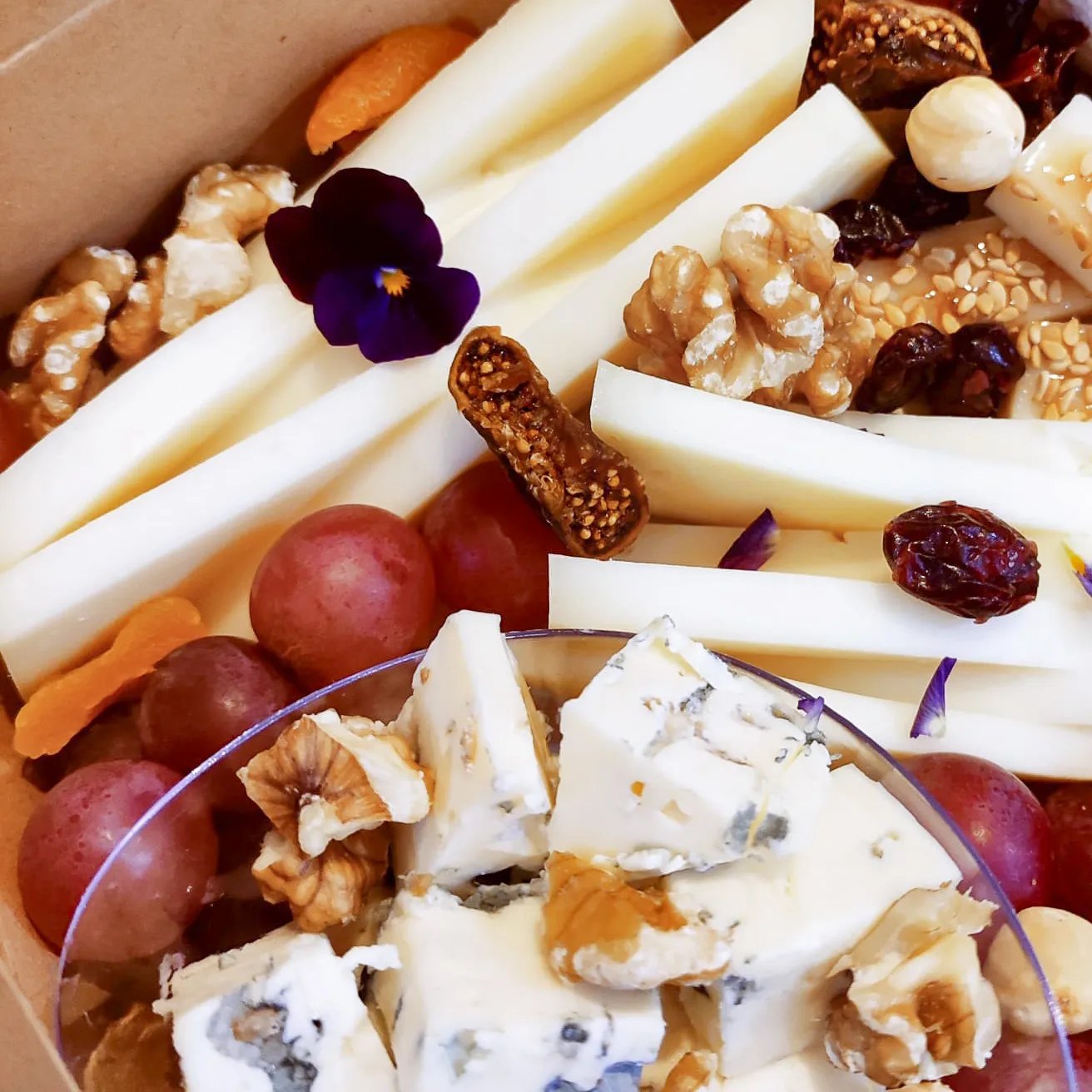 Plateaux de fromages sur mesure avec des fromages locaux et de qualité