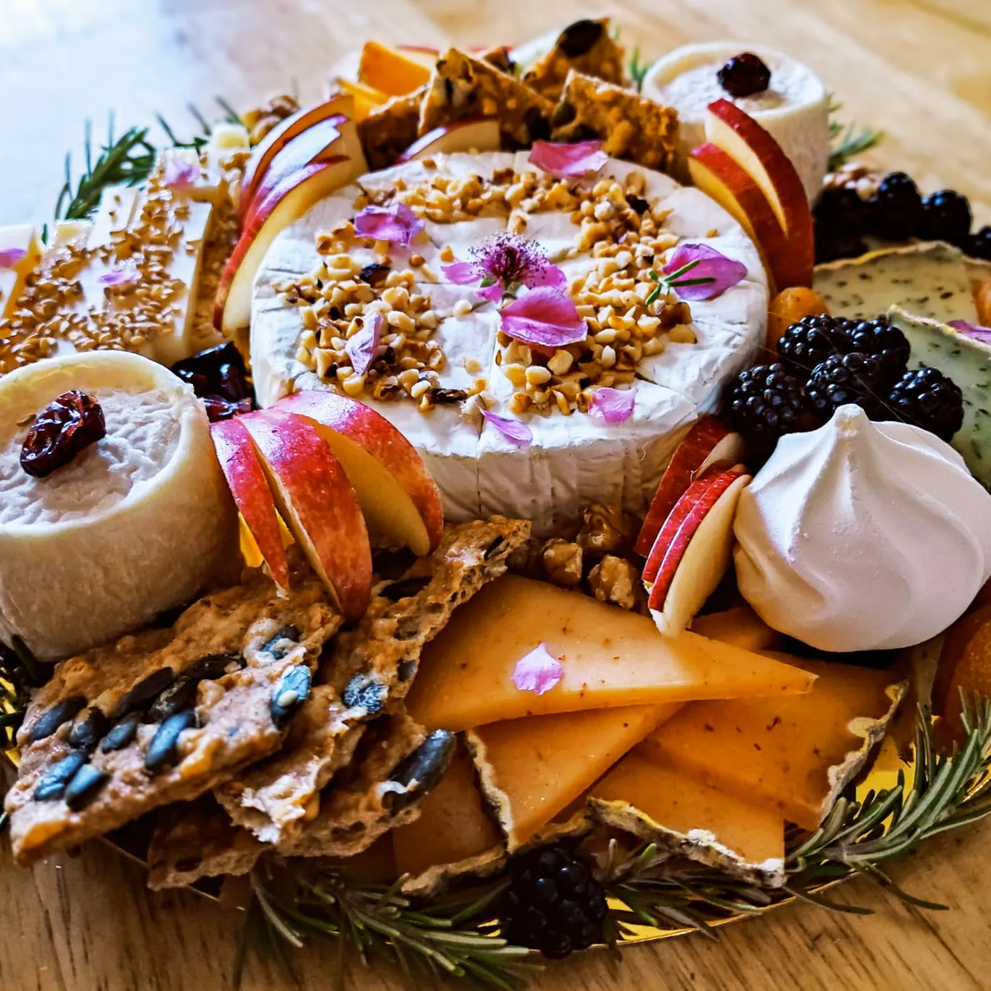 Les plateaux de Jen à Meze